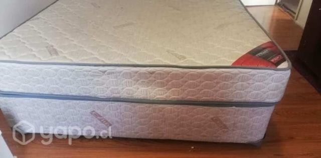 Cama y colchón