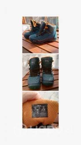 Zapatilla Lippi color petróleo