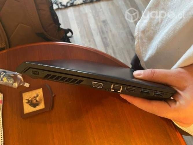 Notebook Lenovo B41-30 1 año de uso