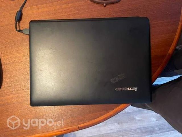Notebook Lenovo B41-30 1 año de uso