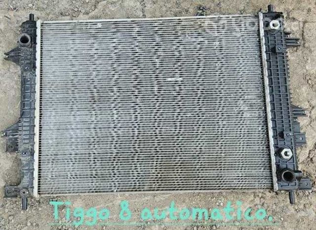 Radiador Tiggo 8 automático buen estado original.