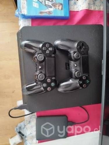 Play station 4 Slim