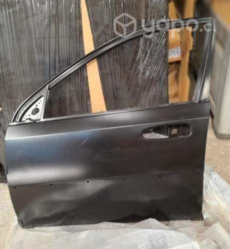Puerta delantera izq optra 1.6 sedan 2007-2012