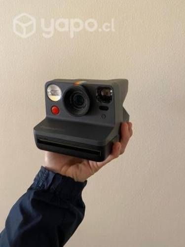 Cámara instantanea PolaroidNow