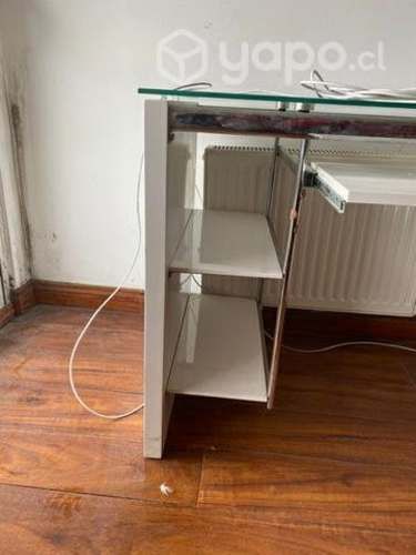 Escritorio de vidrio