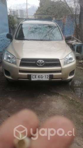 Toyota rav4 2011