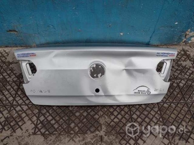 Tapa maleta Volkswagen voyage 2016-2022