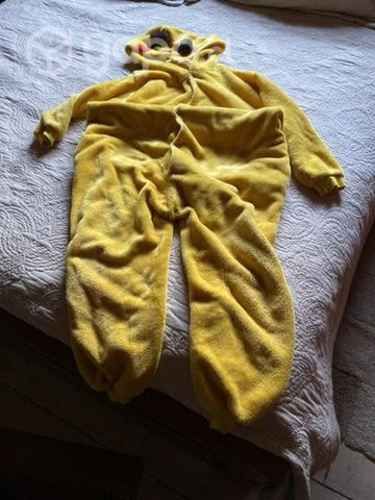 Traje y /o pyjamas