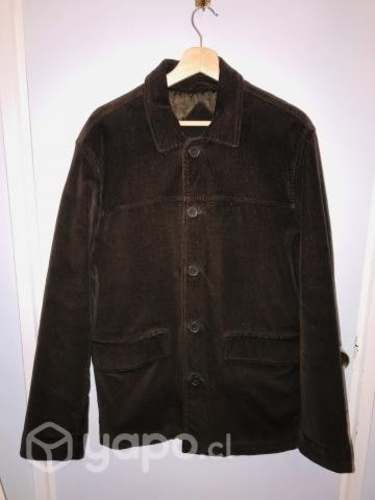 Abrigo Basement hombre