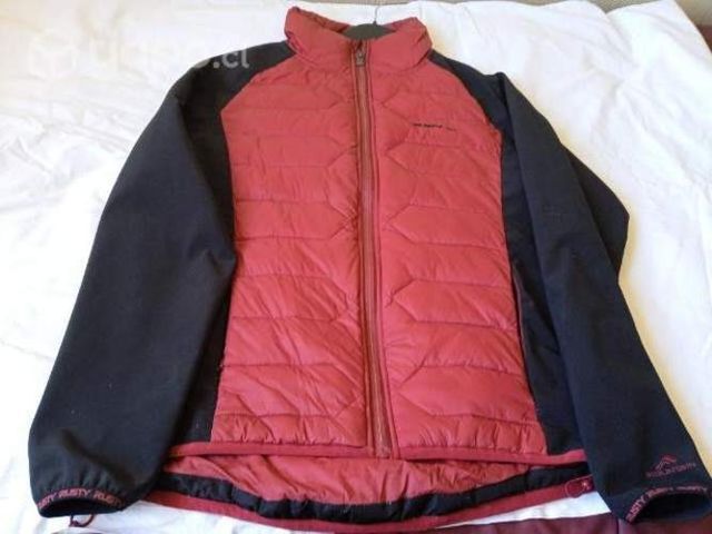 Varios bototos ,andador ,buzos y chaqueta