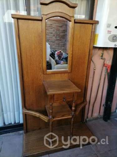 Recibidor de castaño