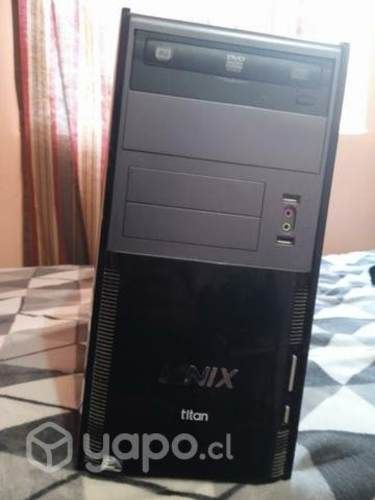 PC para repuesto + Monitor con distorsiones