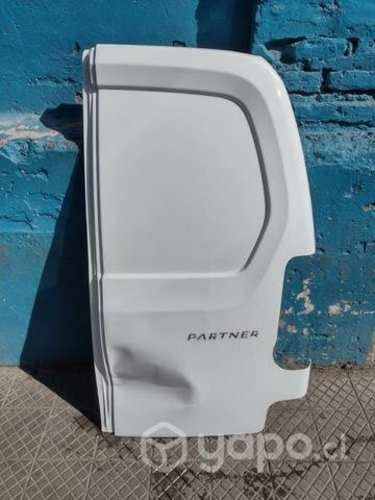Puerta trasera der Peugeot Partner 2012-2018