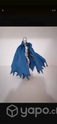 Capa azul Batman estilo Mafex