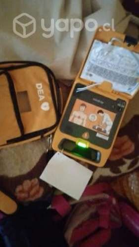 DEA desfibrilador REAL marca MINDRAY