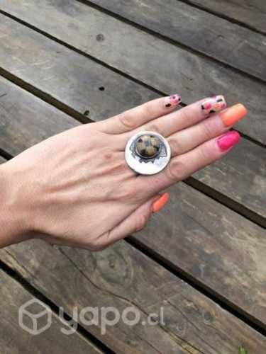 Anillo plata y piedra cruz