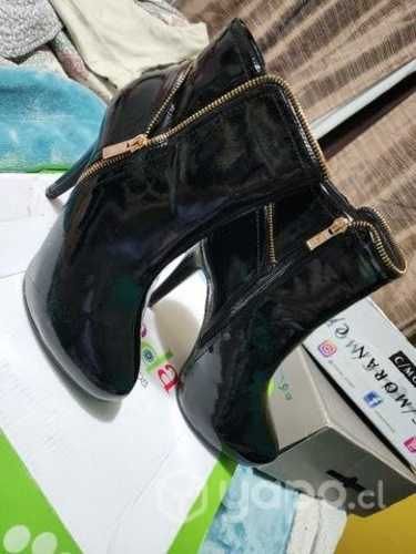 Botines marca chalada