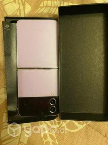 Samsung galaxy flip 4