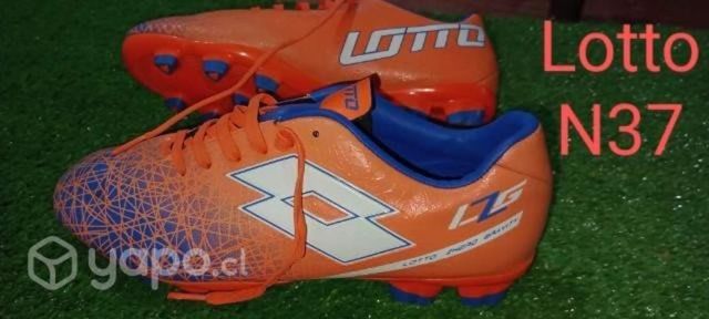 Zapatos de fútbol