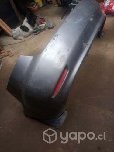 Parachoque mazda 6 2004. trasero