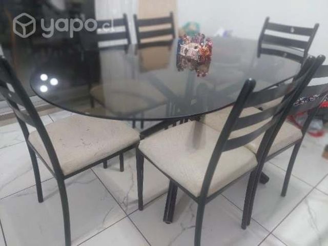 Comedor antiguo de vidrio