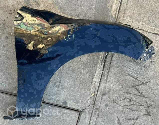 Tapabarro derecho Mazda bt