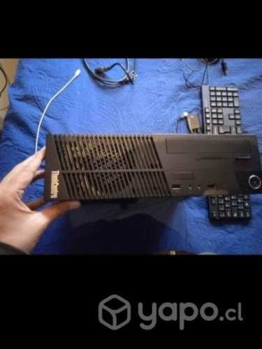 PC ThinkCentre desktop