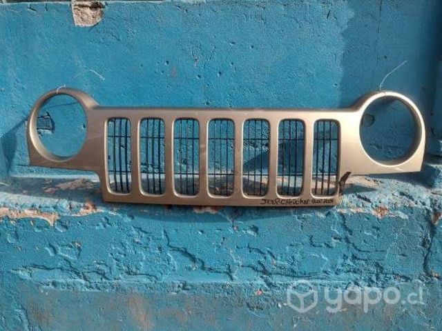Mascara Jeep Cherokee liberty 2002-2004