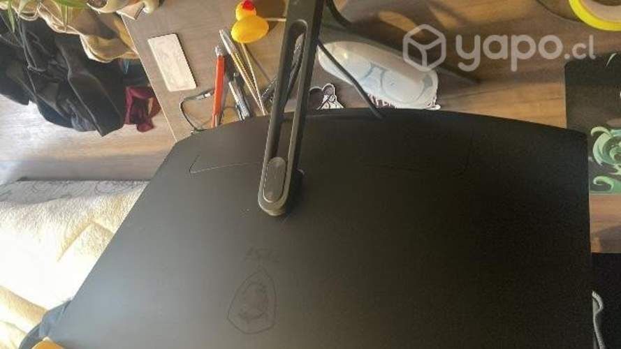 Monitor 144hz y silla gamer