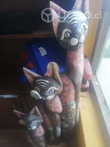 Gatos de madera