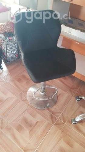 Vitrina.45 silla 15.taburete 13