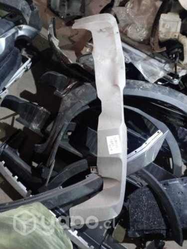 Suzuki scross 2019 moldura de parachoque trasero