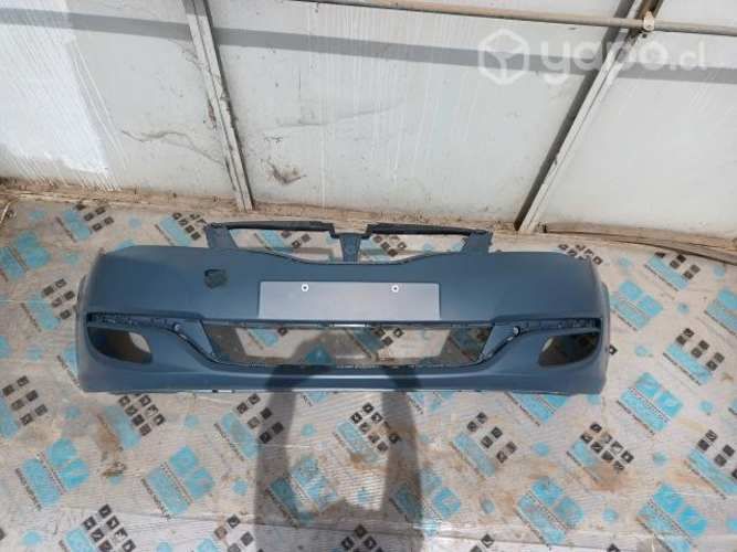 Parachoques delantero MG 550 Con detalle