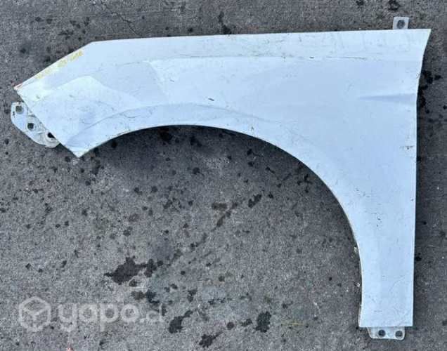 Tapabarro izquierdo Ford focus 2012-2018