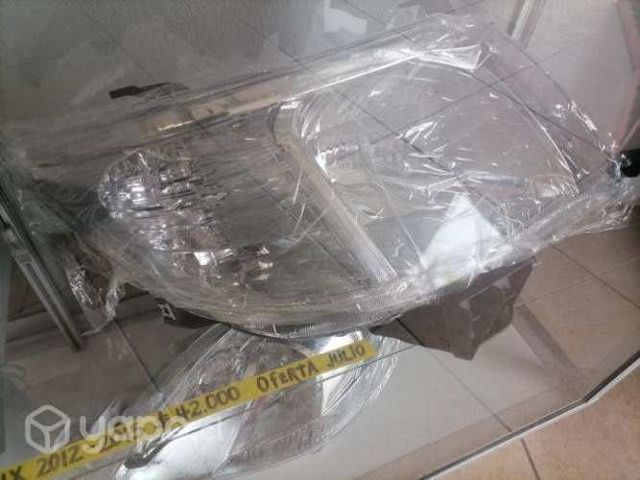 Óptico derecho toyota hilux nuevo