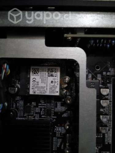 Gabinete PC mini con placa madre, tarjeta wifi