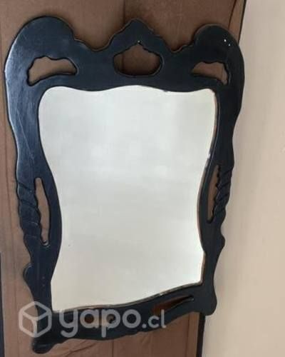 Espejo de madera grande