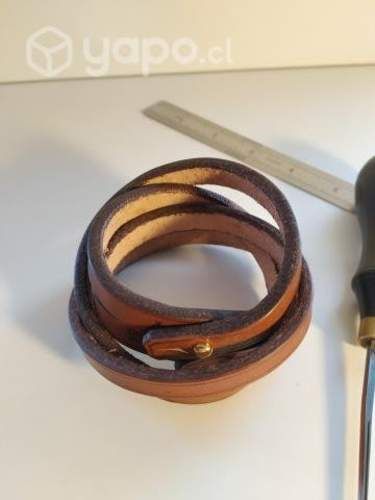 Pulsera de cuero