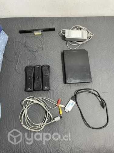 Consola Nintendo Wii + 3 mandos
