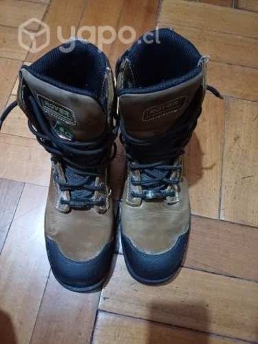 Zapatos de seguridad y /o traking caña larga,cuero