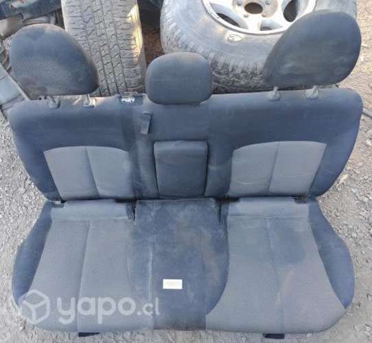 Juego Asientos Detalle (MLF031) Mitsubishi L200