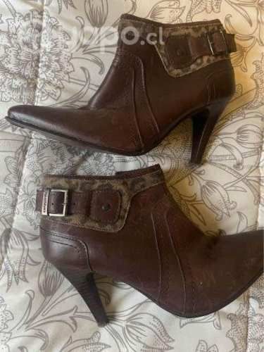 Botines talla 35
