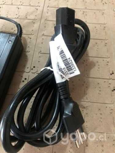 Cargador O Regulador De carga Para Notebook O pc