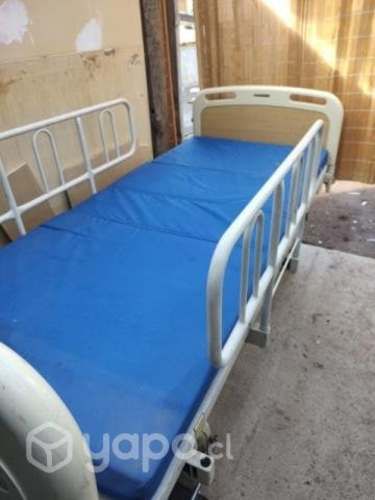 Cama clínica buen estado