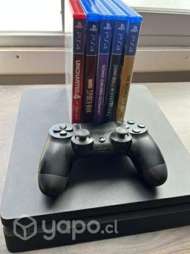 Play Station 4 Slim