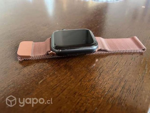 Apple Watch SE 44 mm