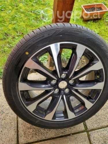 Llanta más neumático nuevo mazda cx3 2021