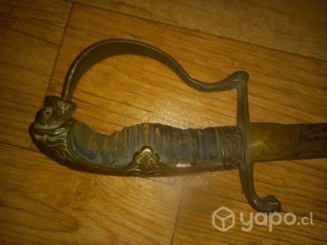 Sable cabeza de leon