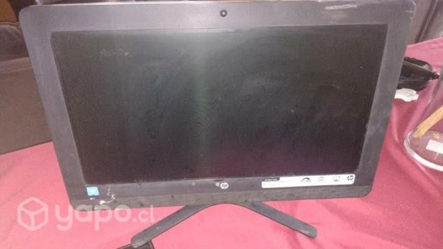 PC monitor y impresora multifuncional