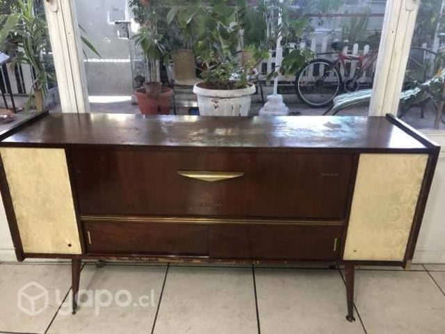 Radio antigua Philips